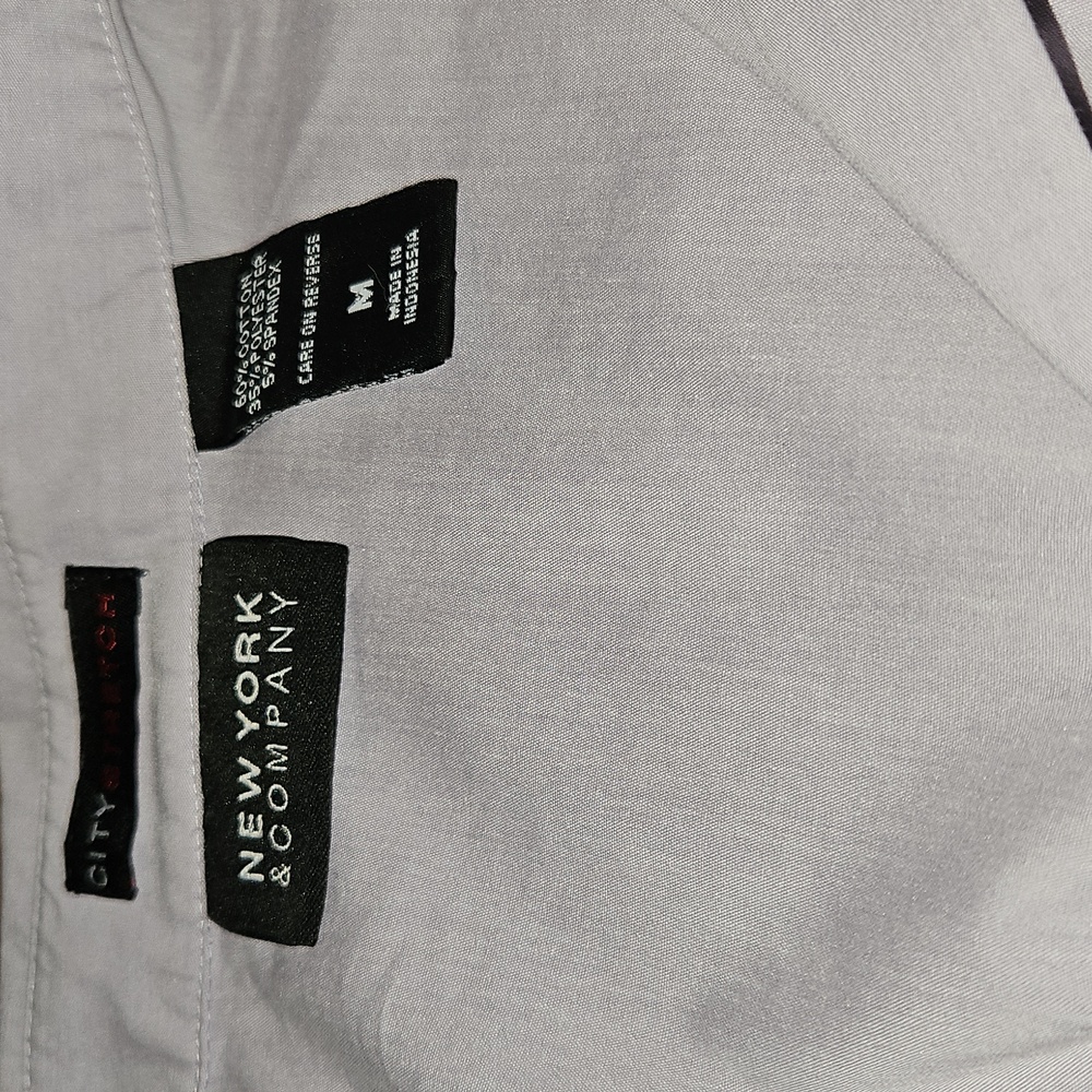 New York & Company Lavender 3/4 Sleeve Blouse - Size M - Picture 3 of 3